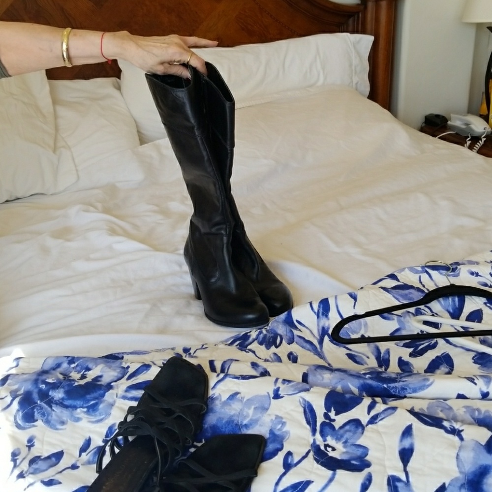 Black leather boot Bocs